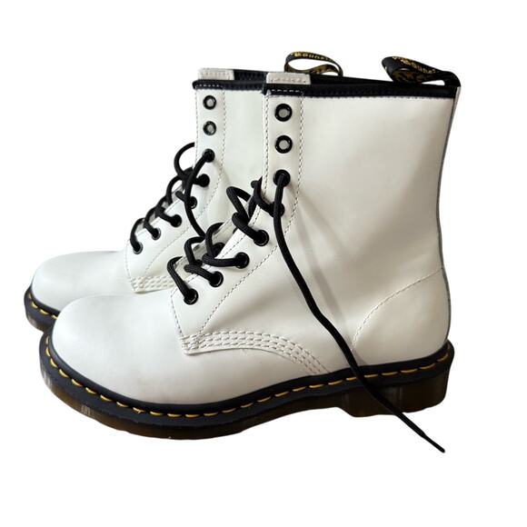 Dr. Martens White Combat Ankle 11821 Boots Women’s 8 - Picture 1 of 9